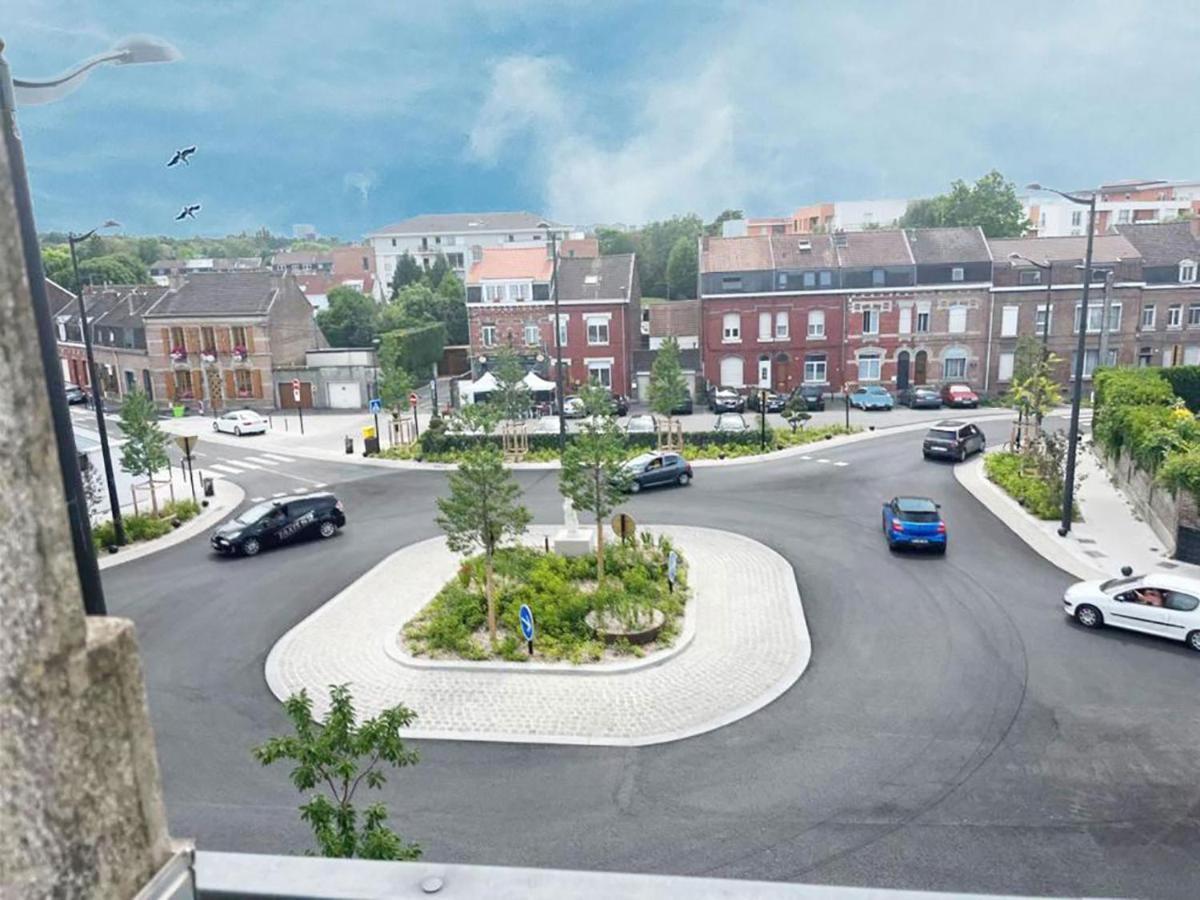 Apartamento Lerelaisdodile23 - Parking - Lumineux - Hyper Centre Valenciennes Exterior foto