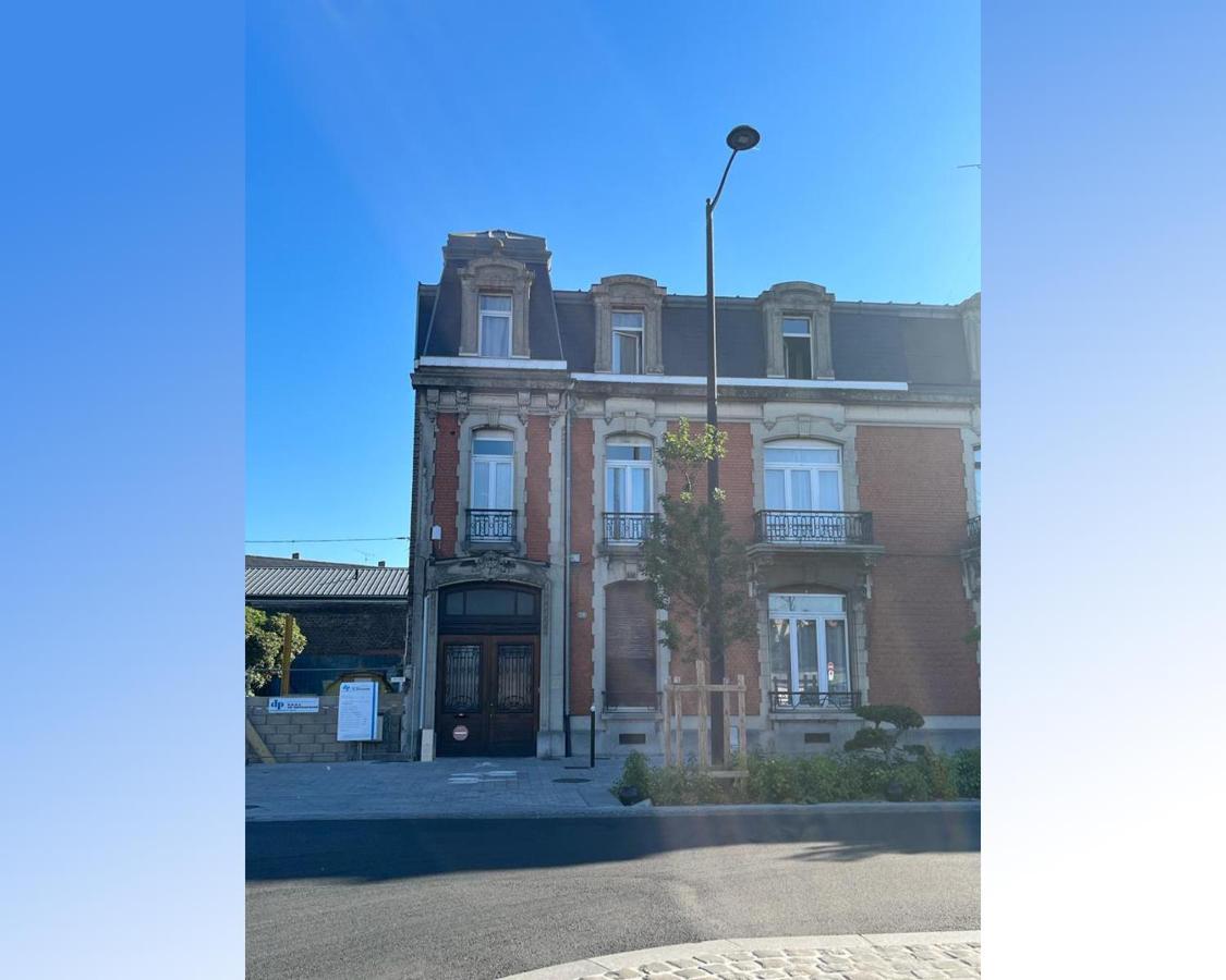 Apartamento Lerelaisdodile23 - Parking - Lumineux - Hyper Centre Valenciennes Exterior foto