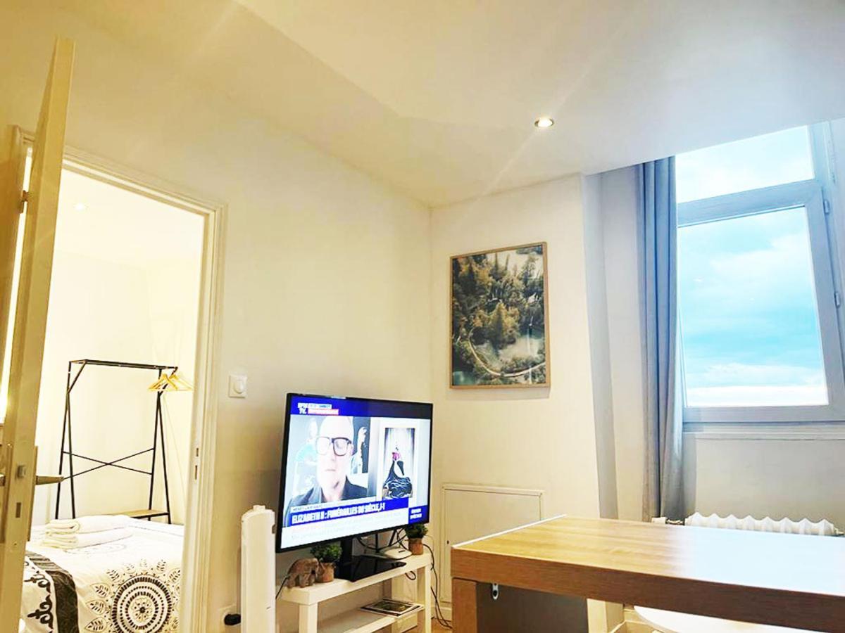 Apartamento Lerelaisdodile23 - Parking - Lumineux - Hyper Centre Valenciennes Exterior foto